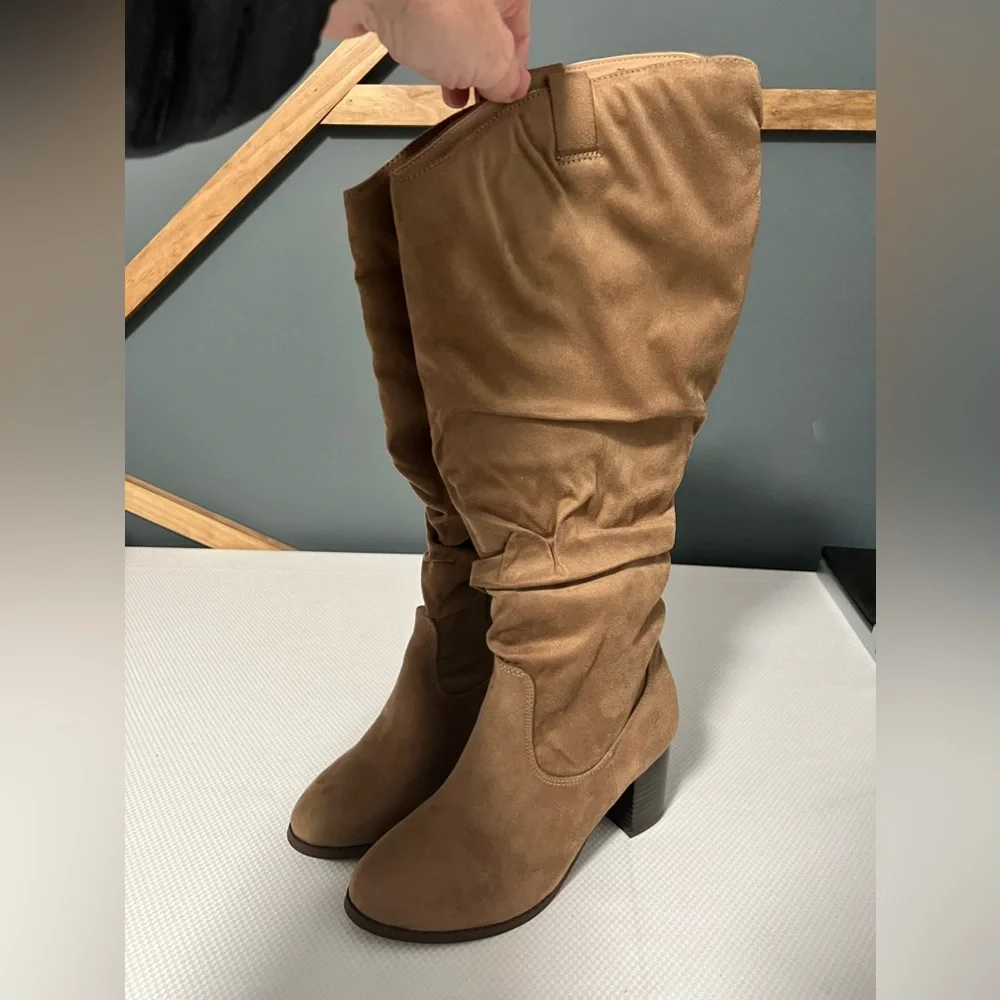 New Journee Collection Aneil Women's Knee-High Boots Women’s Size: 7
